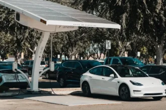 How Solar-Powered Cars Are Revolutionizing the Future of TransportationHow Solar-Powered Cars are Changing the Game